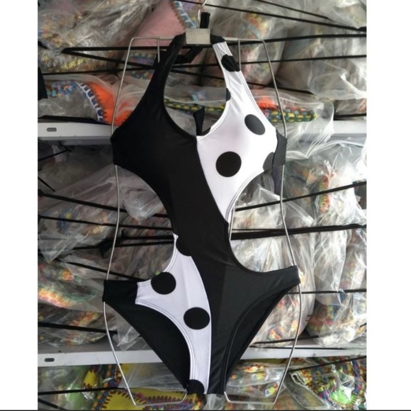 Sexy black and white monokini NEW - Picture 3 of 7